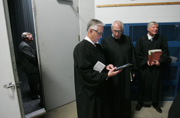 040815dm-iowa-supreme-court-11